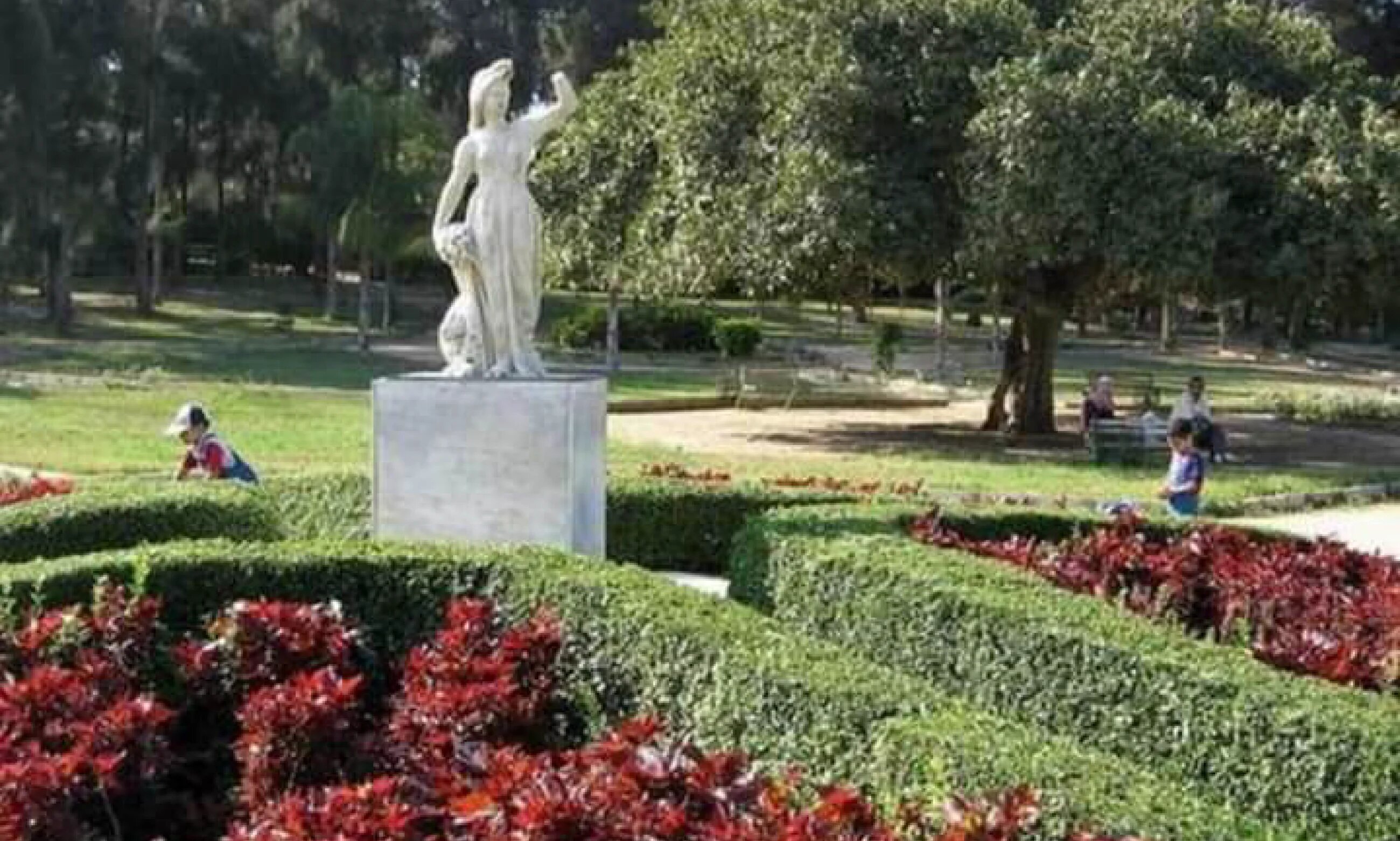 A view of Antoniadis Gardens in Alexandria (Twitter)