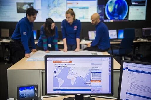 Le centre de coordination de la réaction d’urgence (ERCC) de l’Union eruopéenne coordonne l’acheminement de l’aide aux pays frappés par une catastrophe, tels que les articles de première nécessité, l’expertise, les équipes de protection civile et le matériel spécialisé (ERCC)