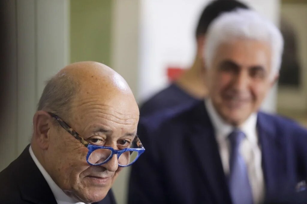 French Foreign Minister Jean-Yves Le Drian met Lebanese Prime Minister Hassan Diab and President Michel Aoun