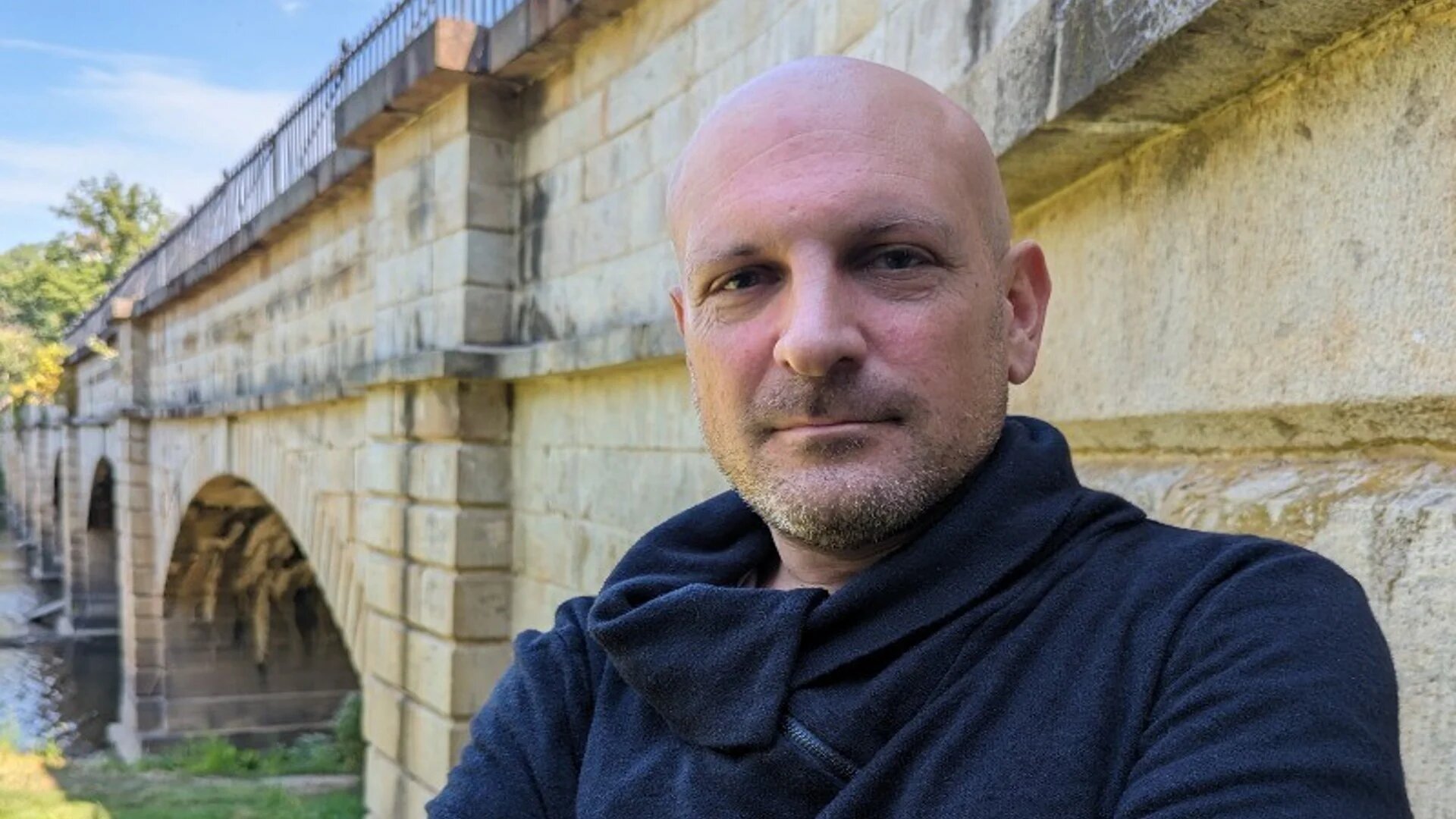 Josh Paul, ancien responsable au sein du département d’État américain, a présenté sa démission en octobre pour protester contre les ventes d’armes à Israël (réseaux sociaux)