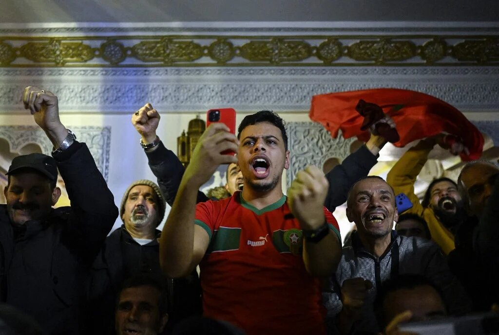 Pour de nombreux Algériens, la victoire du Maroc doit être fêtée comme une victoire du football africain et arabe (AFP/Oscar Del Pozo Canas)