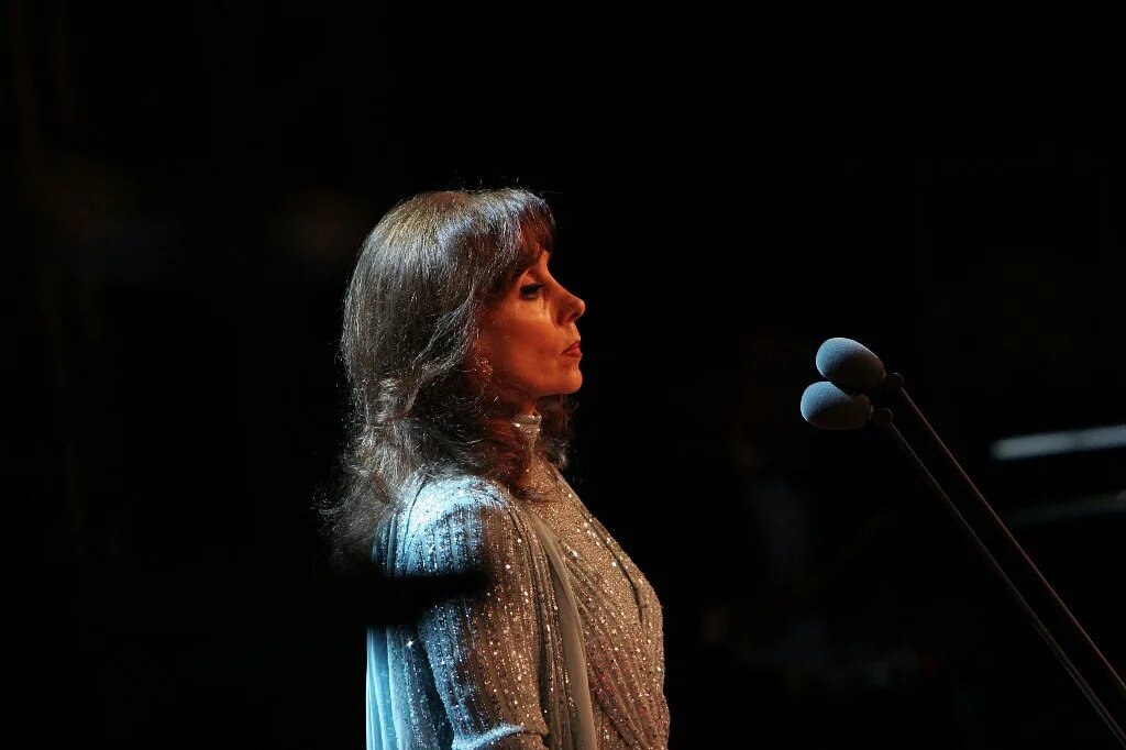 Aujourd’hui, plusieurs médias arabes évoquent la possibilité que Fairuz se produise en Arabie saoudite par hologramme (AFP/Hasan Mroue)