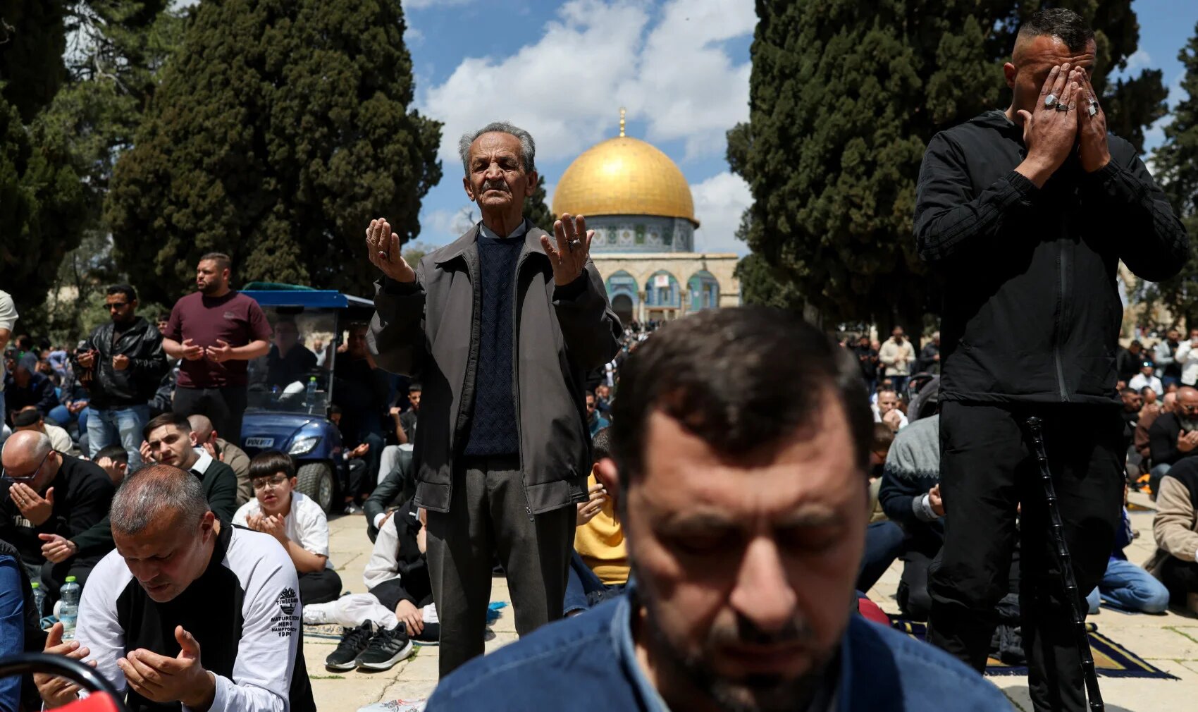 Muslim worshippers take part in Friday prayers at Al-Aqsa Mosque in Jerusalem's Old City, 10 April 2026 (Reuters/Ammar Awad)