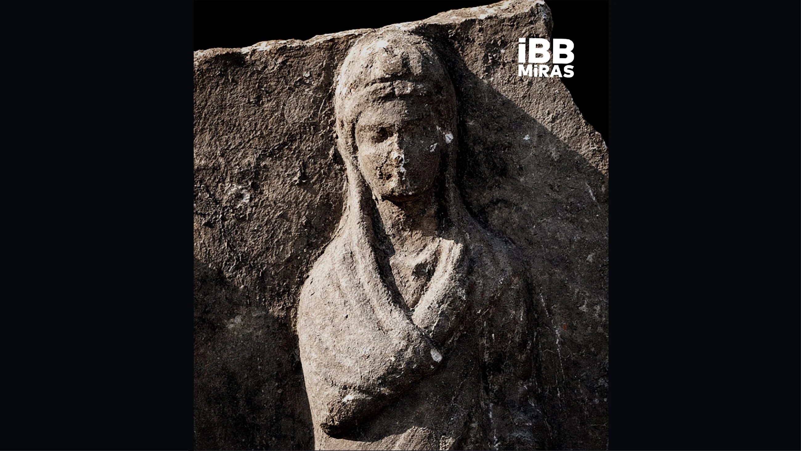 A fragment of the Byzantine funerary monument, discovered in at the Saraçhane archaeological site, Istanbul, Turkey, 2023 (Istanbul Metropolitan Municipality/Twitter)