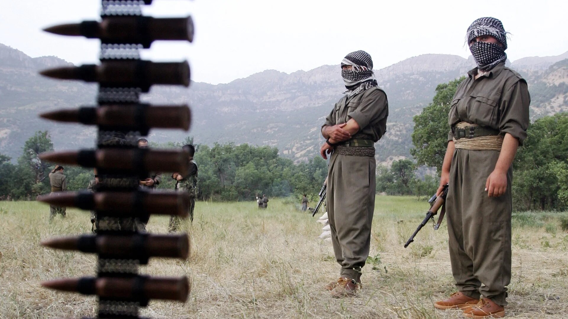 PKK fighters attend a training session in Northern Iraq (AFP/file photo)