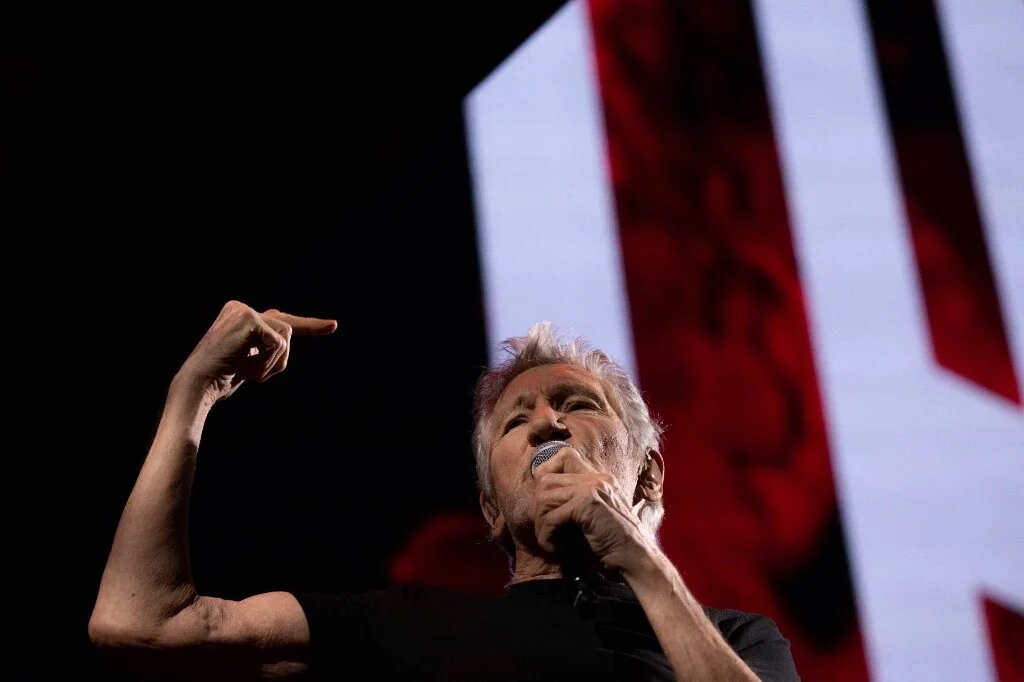 Roger Waters s’est défendu en expliquant que sa représentation était au contraire « un message contre le fascisme, l’injustice et le sectarisme sous toutes ses formes » (AFP/Anna Kurth)