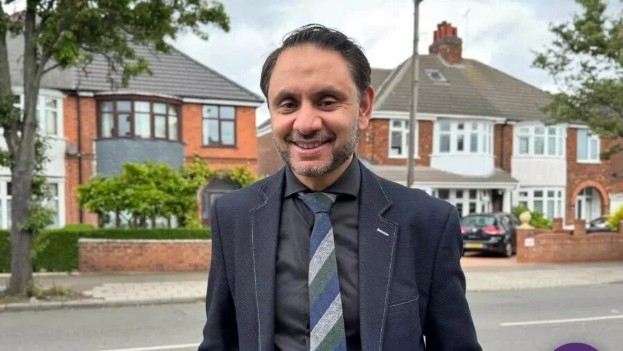 Shockat Adam, 51 (Imran Mulla/MEE)