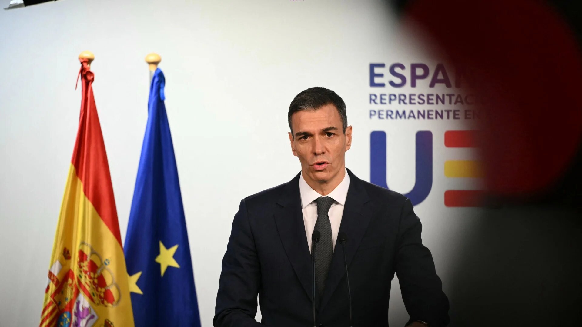 Spain's Prime Minister Pedro Sanchez speaking in Brussels on 22 January 2026 (AFP)