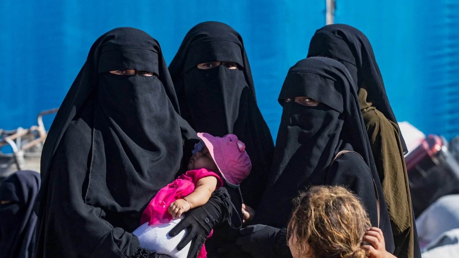 Released detainees prepare to leave the Kurdish-run al-Hol camp in Syria's northeastern Hasakeh governorate on 3 September 2023, and return to their homes in Raqa.