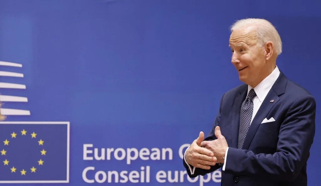 Faute de pouvoir peser sur le cours des événements, l’Europe va se retrouver contrainte de coller au grand frère américain (AFP/Ludovic Marin)