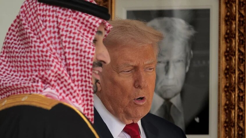 US President Donald Trump gives Saudi Crown Prince Mohammed bin Salman a tour of the White House on 18 November 2025 (Chip Somodevilla/Getty Images/AFP)