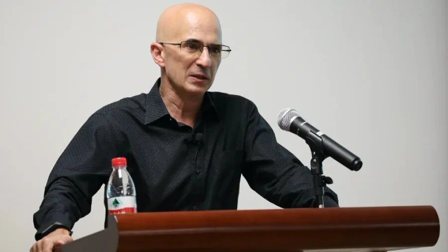 Uri Pines, who specialises in Chinese studies, has announced his resignation (Screengrab/X)