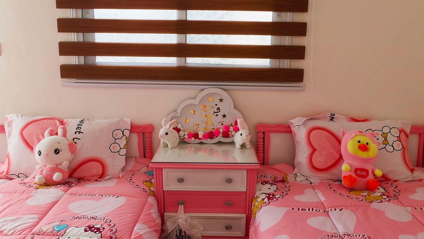 Nesme Farah bedroom