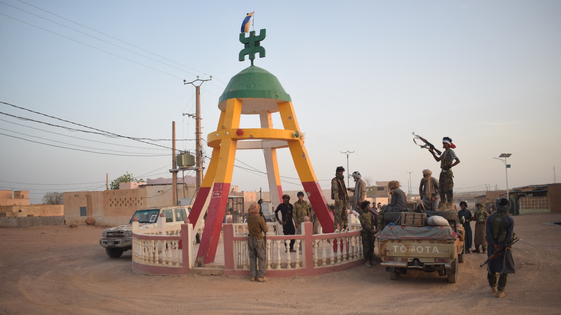 Tuareg rebels of the Azawad Liberation Front (FLA) coalition gather at the Kidal roundabout in Kidal, on 26 April 2026 (AFP)