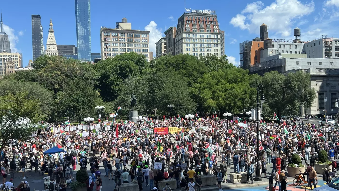 Thousands of pro-Palestine protesters descended on Manhattan, on 2 September 2024 (Azad Essa/MEE)