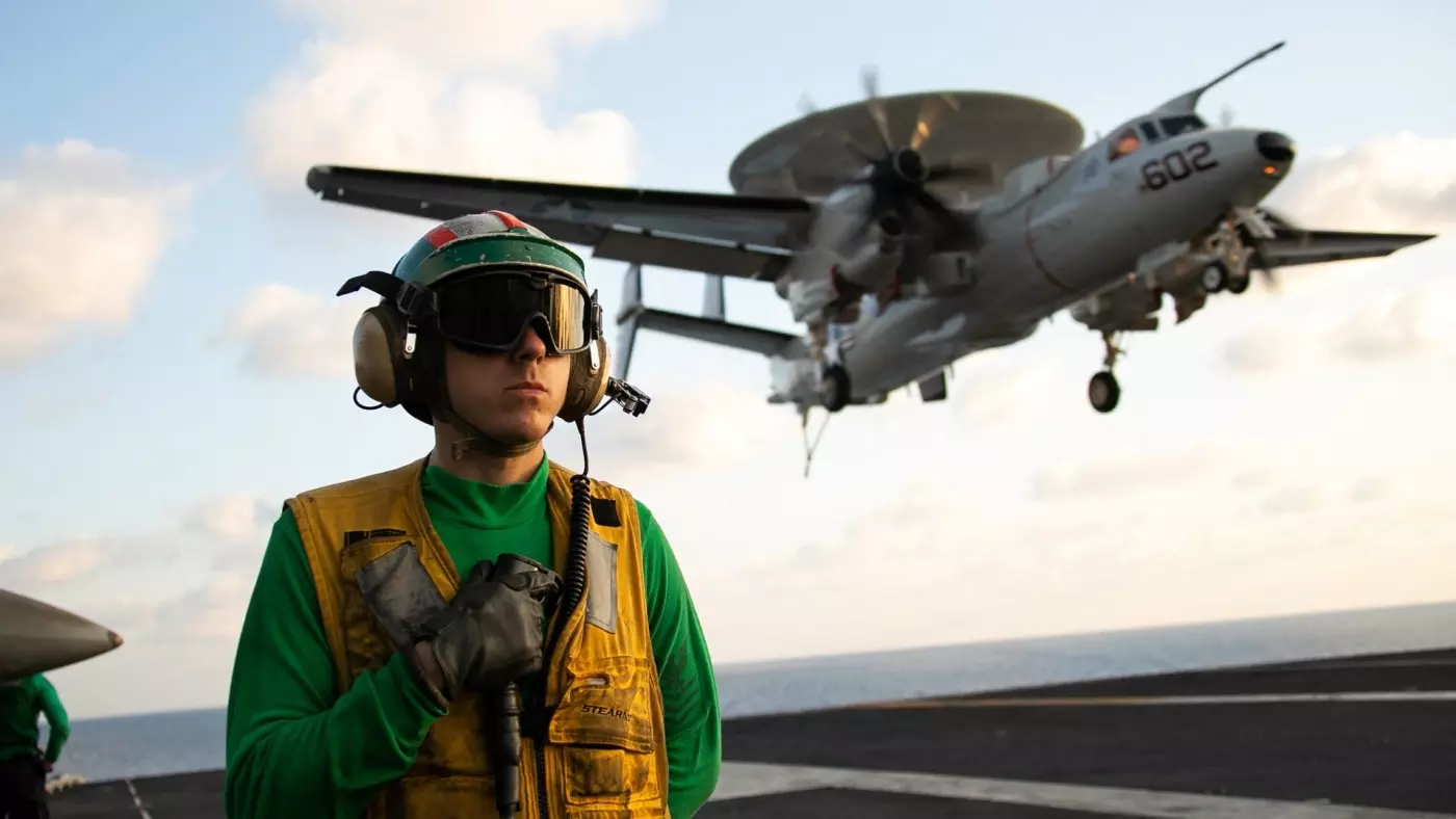 us aircraft carrier 