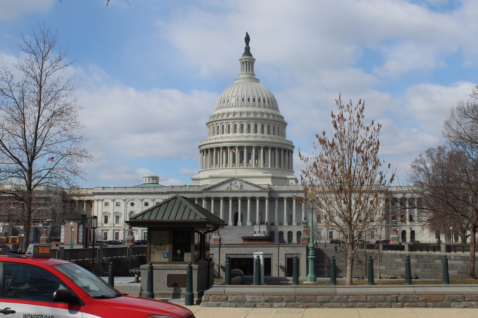 US Capitol building (MEE)