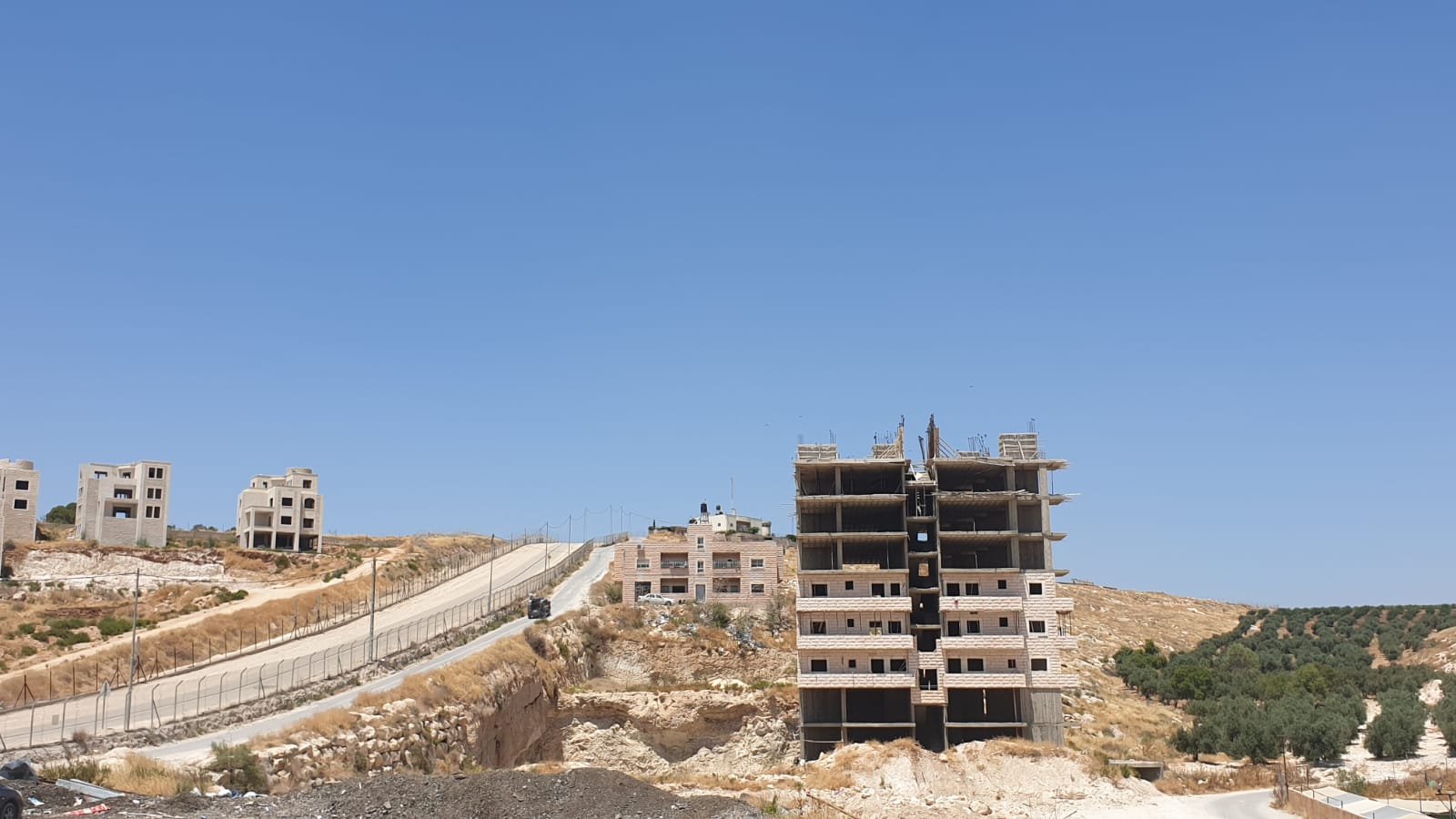 Mohammed Abu Tair's building in Wadi Hummus, at threat of demolition (MEE/Hanadi Alqawasmi)